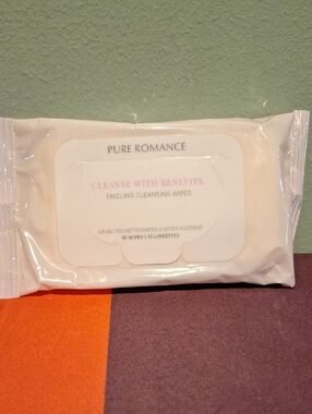 Pure Romance Cleansing Wipes